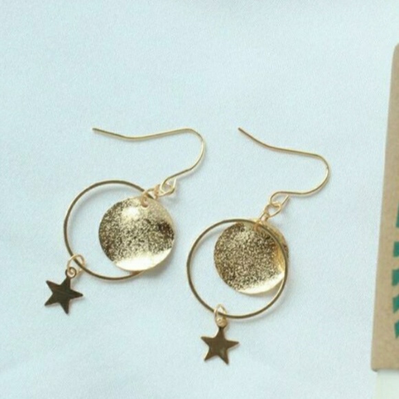 Star Dangle Earrings - Picture 4 of 5
